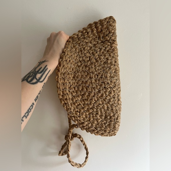 Handwoven “Moon” bag - Picture 14 of 16